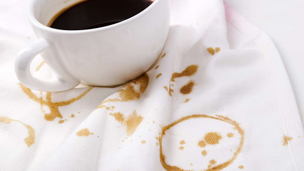 پاک کردن لکه قهوه از لباس