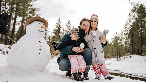 برای عکاسی چی بپوشیم؟ (راهنمای انتخاب لباس برای عکس بهتر)